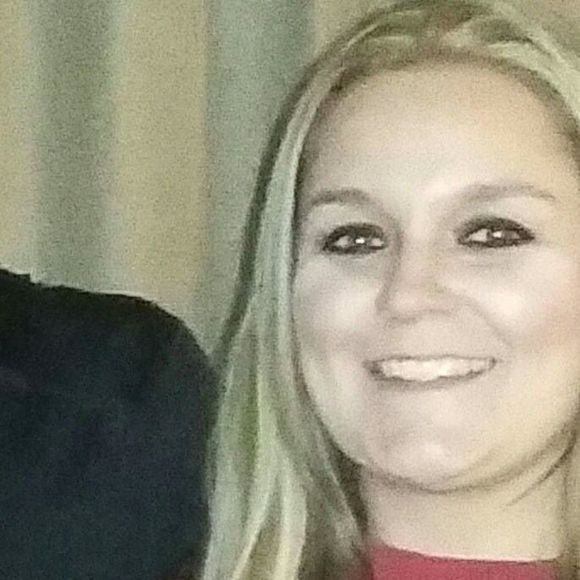 Meet your Posher, Vanessa - Picture 1 of 1